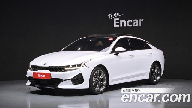Kia K5 (III) 2.0 Signature