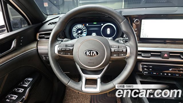 Kia K5 (III) 2.0 Signature 2021 — фото 12