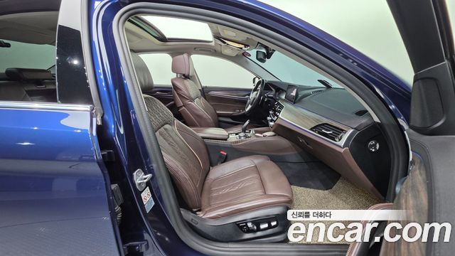BMW 5 Series (G30) 530i xDrive Luxury Plus 2019 — фото 10