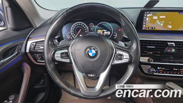 BMW 5 Series (G30) 530i xDrive Luxury Plus 2019 — фото 13