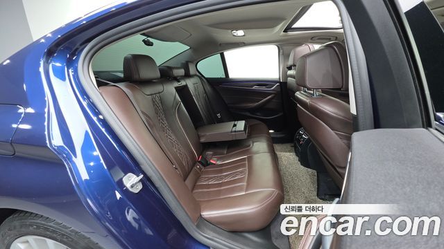 BMW 5 Series (G30) 530i xDrive Luxury Plus 2019 — фото 19