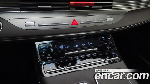 Hyundai Grandeur (IG) 3.0 LPi Rent Car Exclusive 2021 — фото 18
