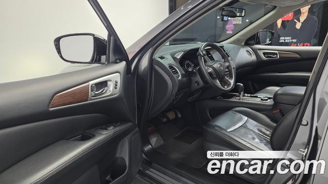 Nissan Pathfinder (IV) 3.5 4WD 2017 — фото 10