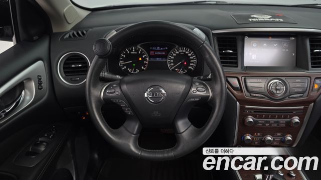 Nissan Pathfinder (IV) 3.5 4WD 2017 — фото 13