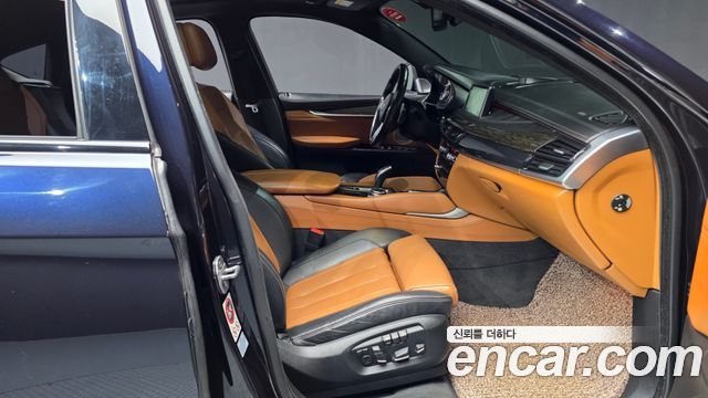 BMW X6 (F16) M50d 2015 — фото 15