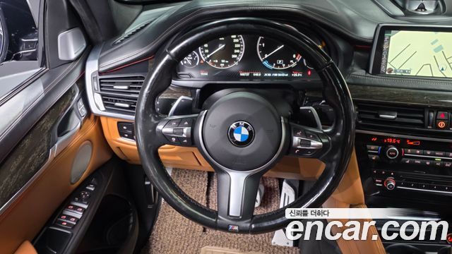 BMW X6 (F16) M50d 2015 — фото 17