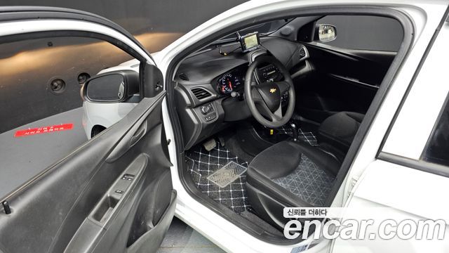 Chevrolet Spark Van 2020 — фото 10