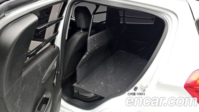 Chevrolet Spark Van 2020 — фото 11