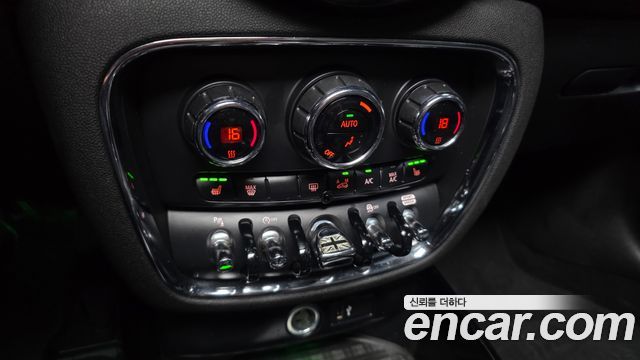 MINI Cooper Clubman High 2nd 2020 — фото 17