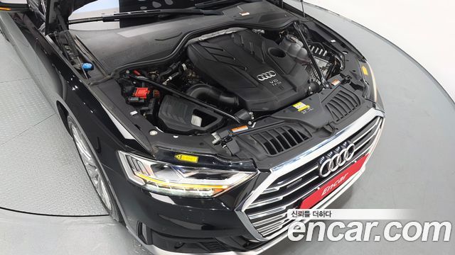Audi A8 (D5) 55 TFSI Quattro LWB 2021 — фото 6