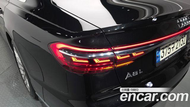 Audi A8 (D5) 55 TFSI Quattro LWB 2021 — фото 29