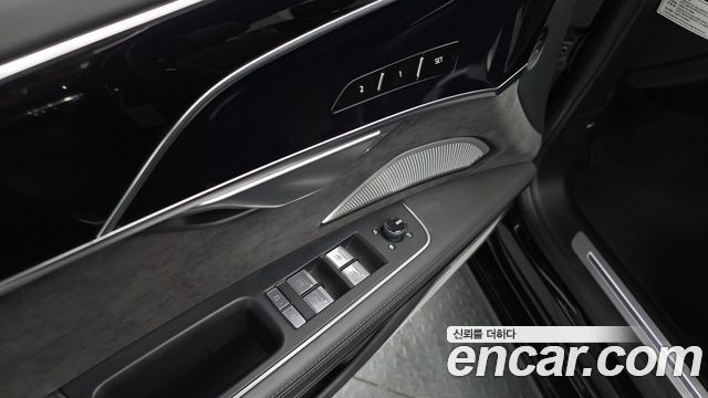 Audi A8 (D5) 55 TFSI Quattro LWB 2021 — фото 46