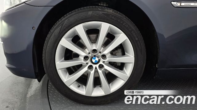 BMW 5 Series (F10) 528i xDrive Luxury Plus 2016 — фото 5