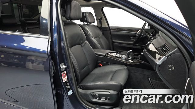 BMW 5 Series (F10) 528i xDrive Luxury Plus 2016 — фото 11