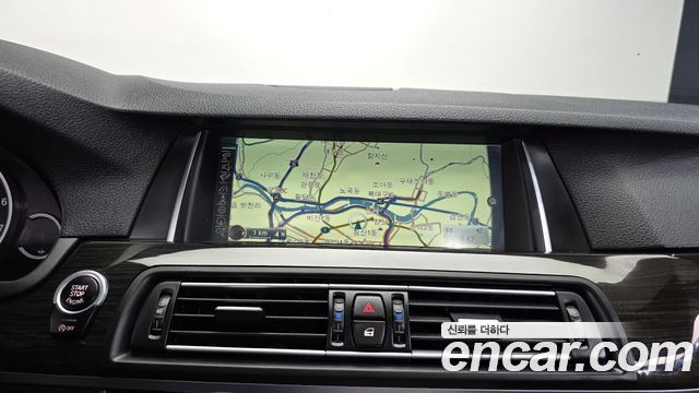 BMW 5 Series (F10) 528i xDrive Luxury Plus 2016 — фото 14