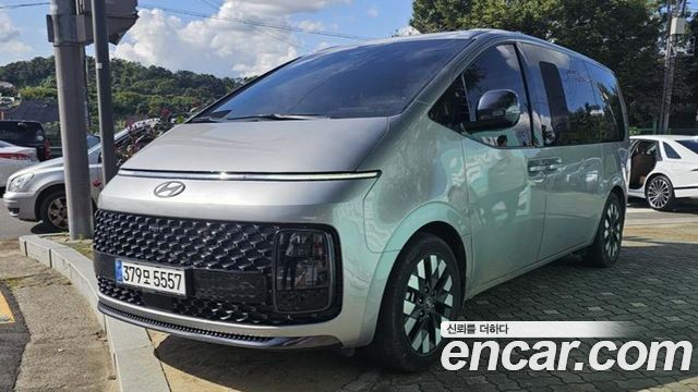 Hyundai Staria Lounge 9-Seater Inspiration 2025 — фото 1