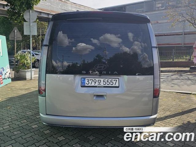 Hyundai Staria Lounge 9-Seater Inspiration 2025 — фото 4