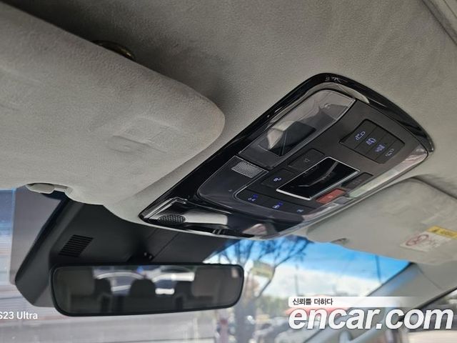 Hyundai Staria Lounge 9-Seater Inspiration 2025 — фото 19