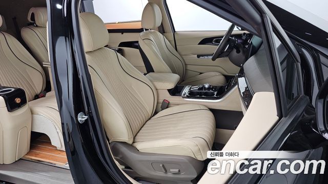 Kia Carnival (IV) Gasoline 9-seater Limousine(Special vehicle) 2021 — фото 11