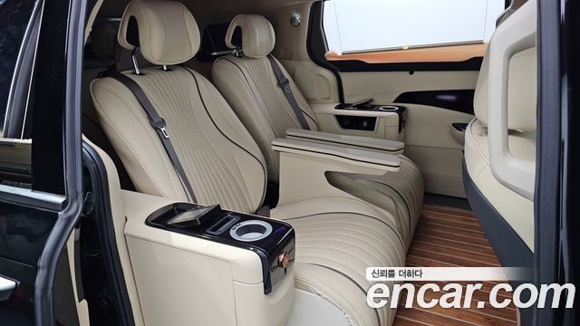 Kia Carnival (IV) Gasoline 9-seater Limousine(Special vehicle) 2021 — фото 12