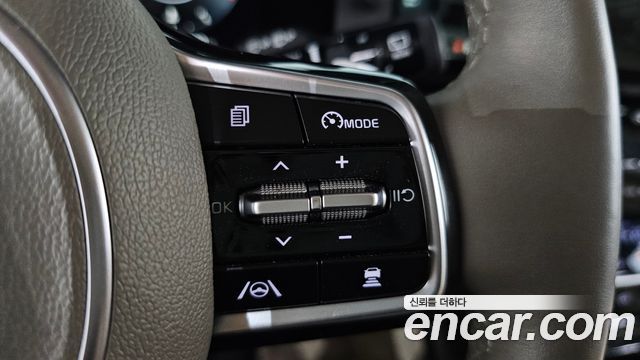 Kia Carnival (IV) Gasoline 9-seater Limousine(Special vehicle) 2021 — фото 16
