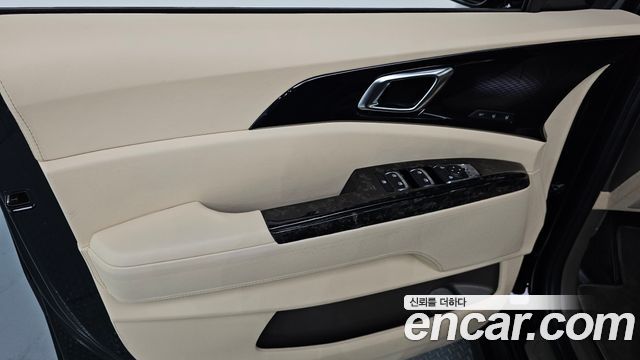 Kia Carnival (IV) Gasoline 9-seater Limousine(Special vehicle) 2021 — фото 25