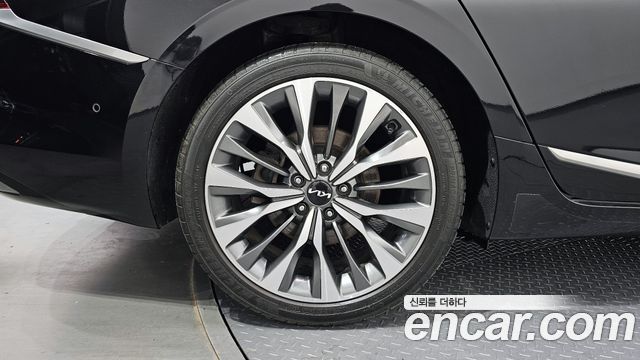 Kia K8 2.5 Gasoline 2WD Noblesse 2022 — фото 5