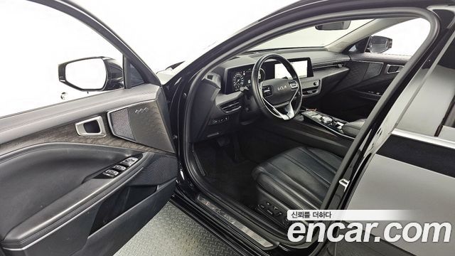Kia K8 2.5 Gasoline 2WD Noblesse 2022 — фото 10