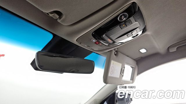 Kia K8 2.5 Gasoline 2WD Noblesse 2022 — фото 20