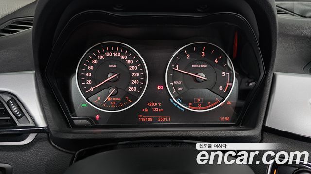 BMW X1 (F48) xDrive 20d 2016 — фото 8