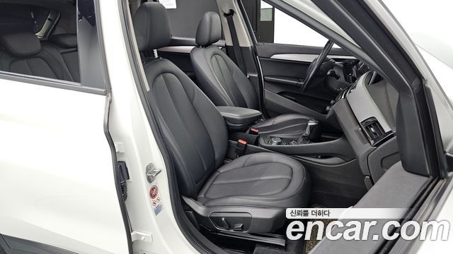 BMW X1 (F48) xDrive 20d 2016 — фото 16