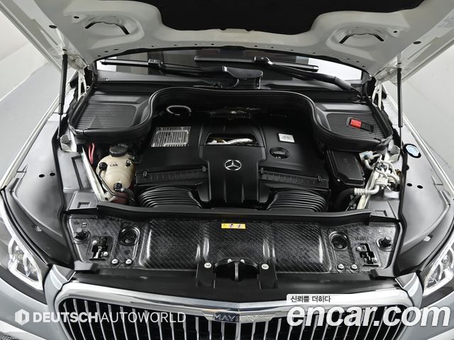 Mercedes-Benz GLS-Class (X167) Maybach GLS600 4MATIC Manufakur 2023 — фото 6