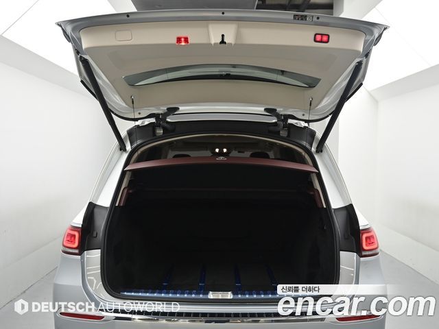 Mercedes-Benz GLS-Class (X167) Maybach GLS600 4MATIC Manufakur 2023 — фото 23