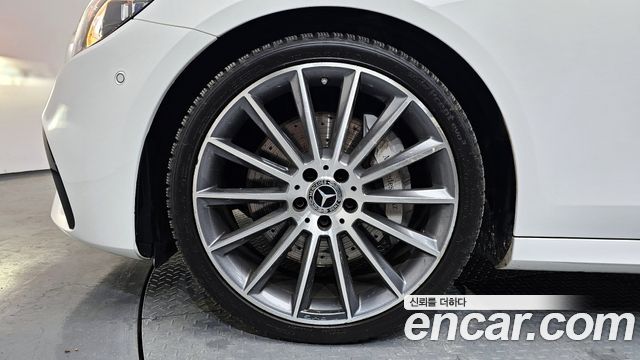 Mercedes-Benz E-Class (W213) E350 4MATIC AMG Line 2022 — фото 5