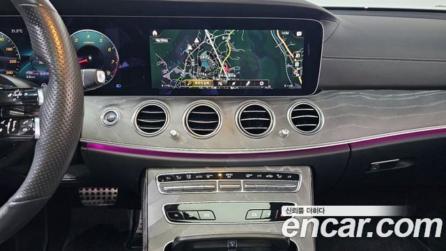Mercedes-Benz E-Class (W213) E350 4MATIC AMG Line 2022 — фото 13