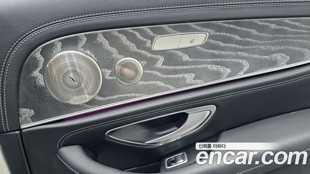 Mercedes-Benz E-Class (W213) E350 4MATIC AMG Line 2022 — фото 30