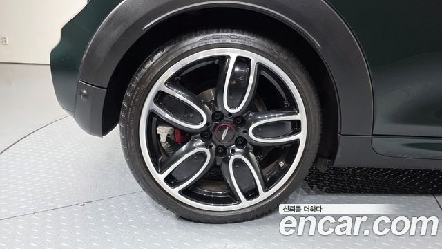 MINI Cooper S JCW 3rd Generation 2019 — фото 5