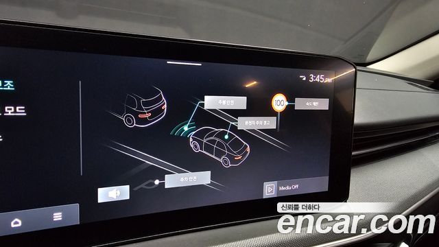 Kia K5 (III) 2.0 Prestige 2024 — фото 35