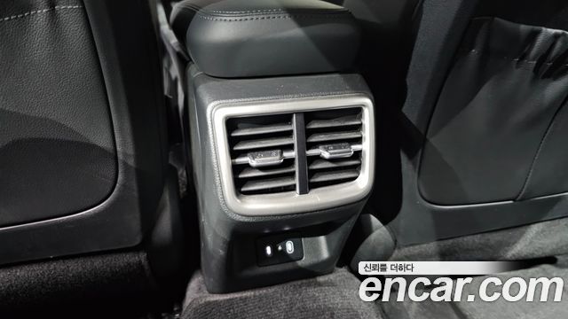 Kia K5 (III) 2.0 Prestige 2024 — фото 36