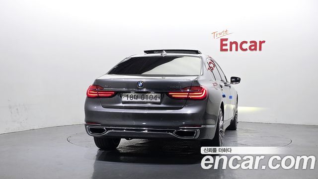 BMW 7 Series (G11) 750Li xDrive 2016 — фото 4