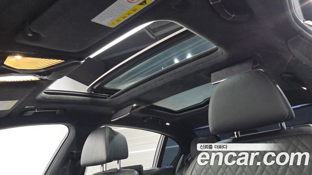 BMW 7 Series (G11) 750Li xDrive 2016 — фото 19