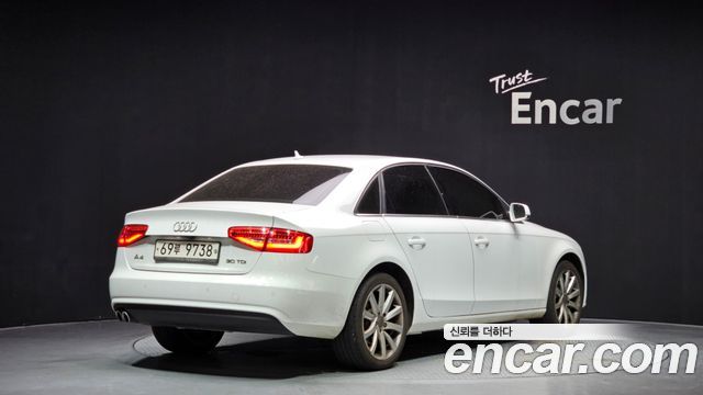Audi A4 30 TDI Dynamic B8 2015 — фото 2