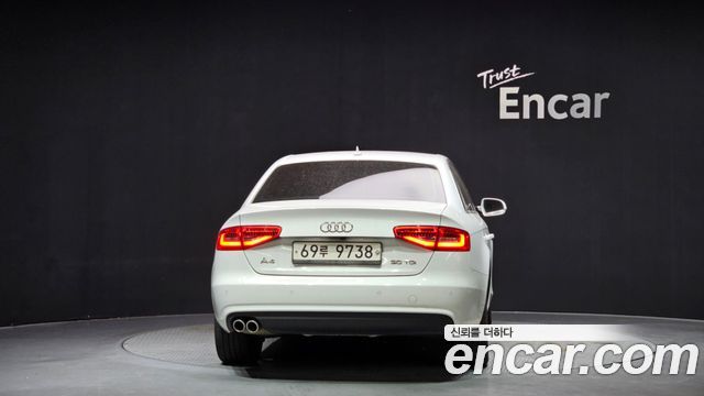 Audi A4 30 TDI Dynamic B8 2015 — фото 4