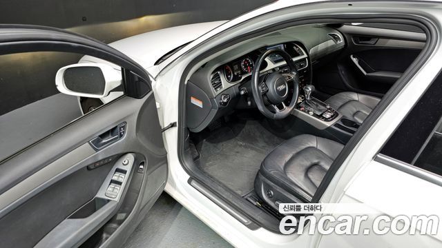Audi A4 30 TDI Dynamic B8 2015 — фото 10
