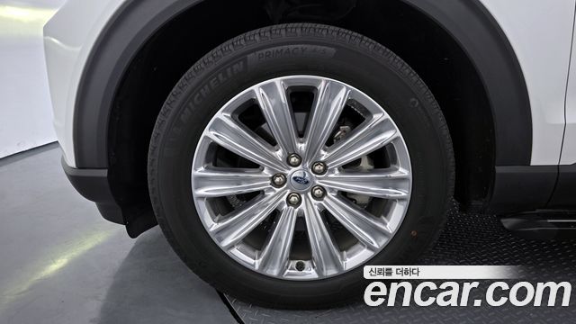 Ford Explorer (VI) 2.3 LimIted 4WD 2021 — фото 5