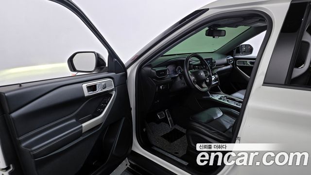 Ford Explorer (VI) 2.3 LimIted 4WD 2021 — фото 10