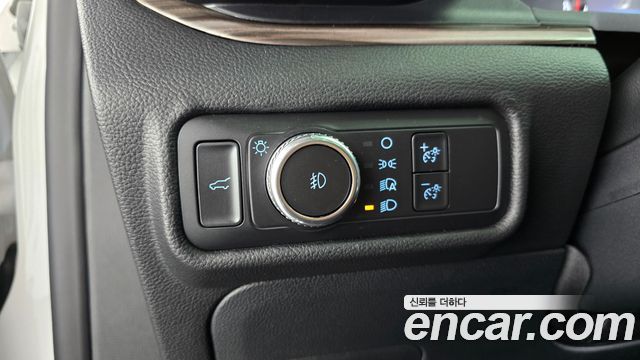 Ford Explorer (VI) 2.3 LimIted 4WD 2021 — фото 18