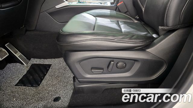 Ford Explorer (VI) 2.3 LimIted 4WD 2021 — фото 29