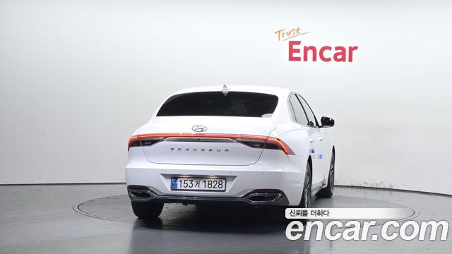 Hyundai Grandeur (IG) 2.5 Premium 2022 — фото 4