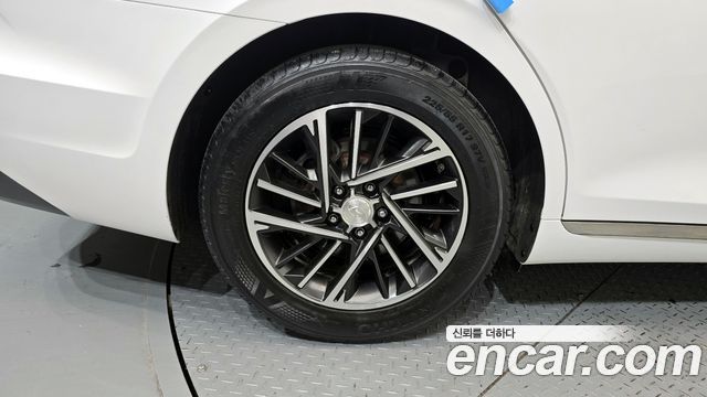 Hyundai Grandeur (IG) 2.5 Premium 2022 — фото 5